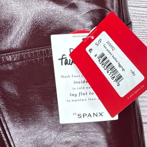 NWT Spanx Faux Patent Leather Leggings Women’s Size Small Petite - Picture 8 of 10